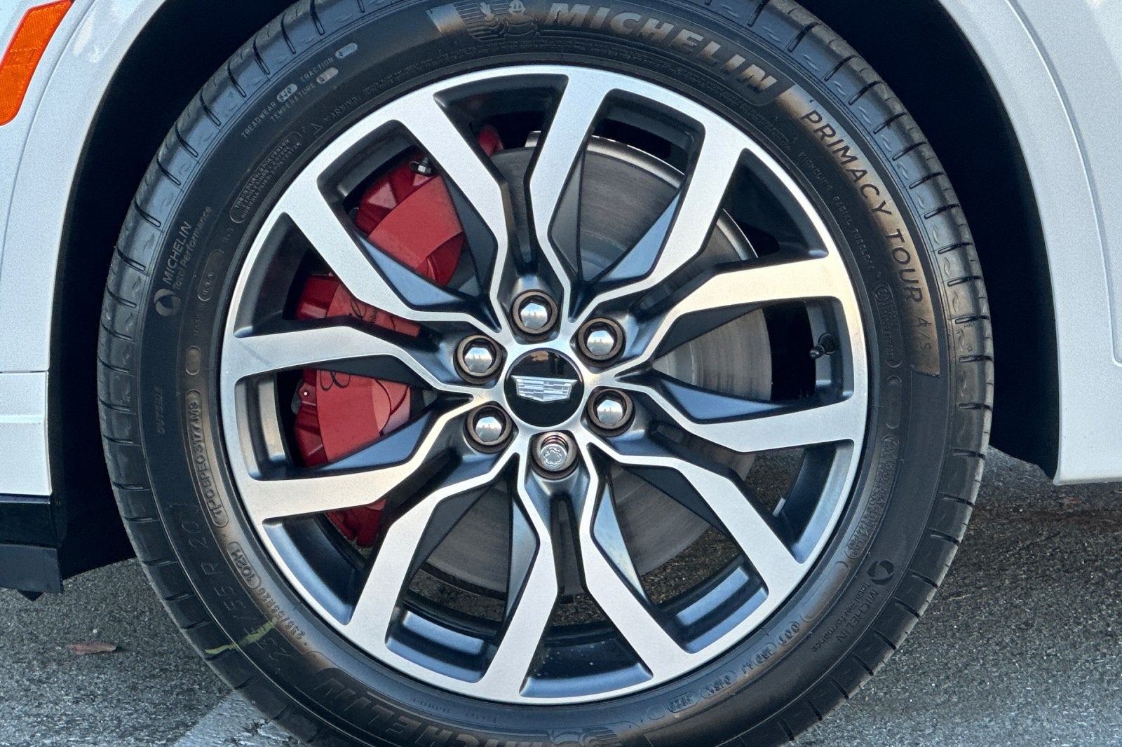 2025 Cadillac XT6 Sport