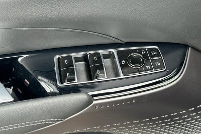 2025 Cadillac LYRIQ Luxury