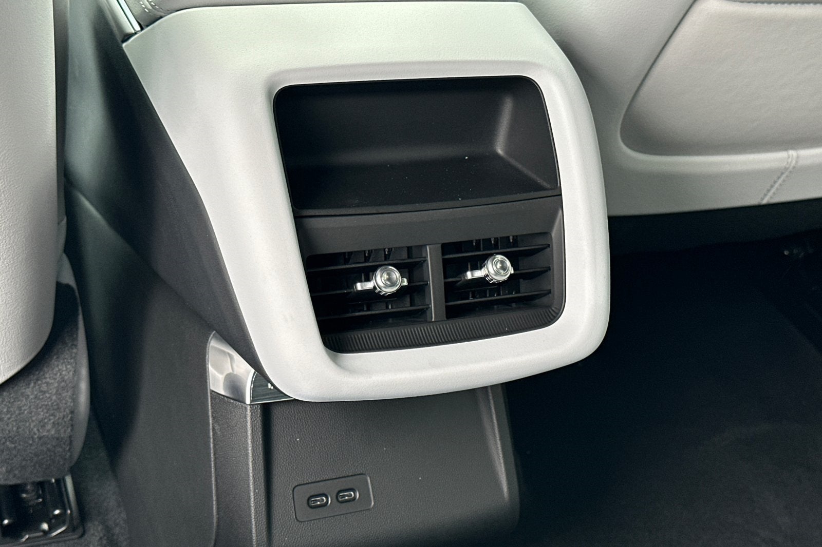 2025 Cadillac LYRIQ Sport