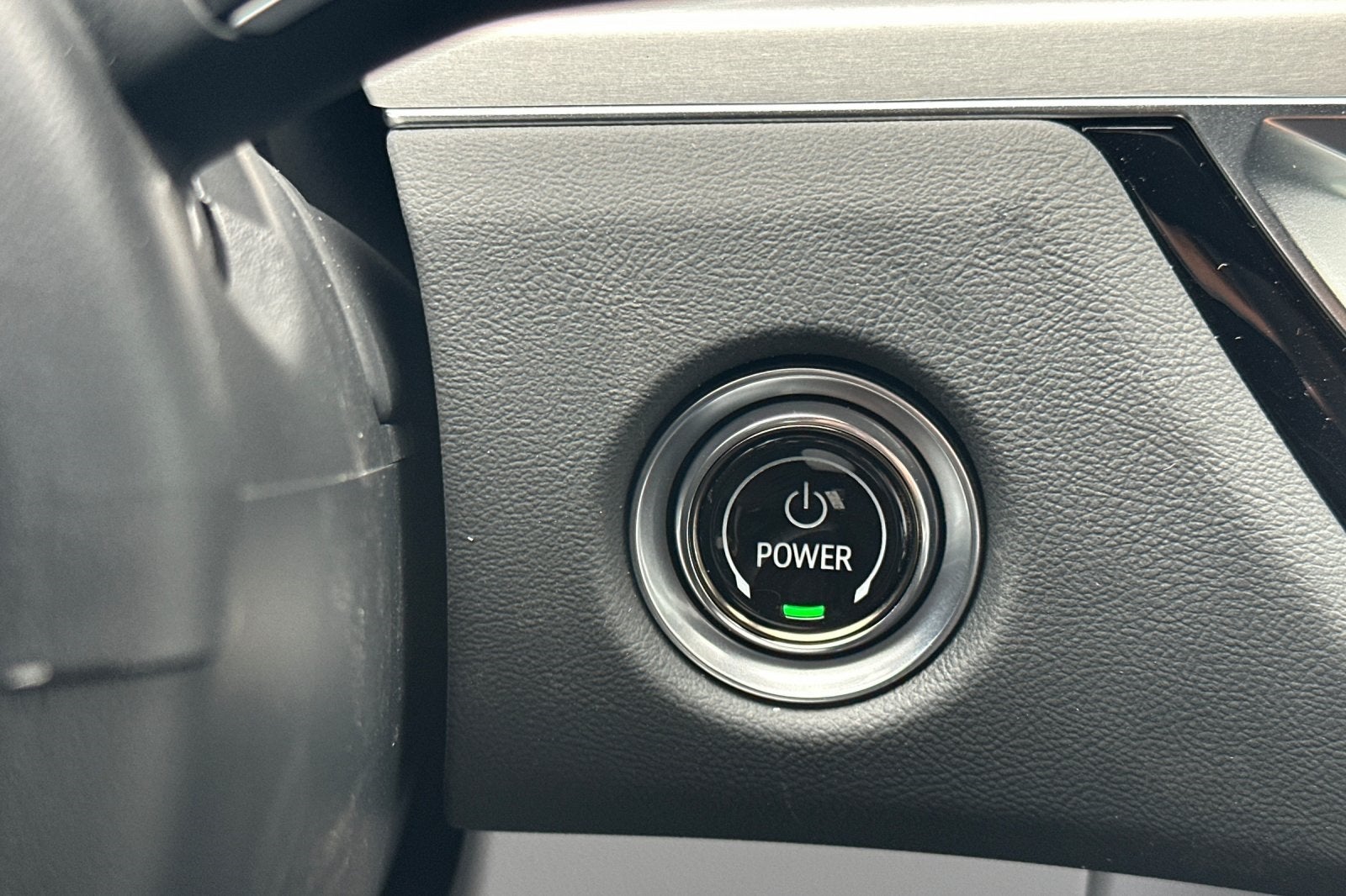 2025 Cadillac LYRIQ Sport