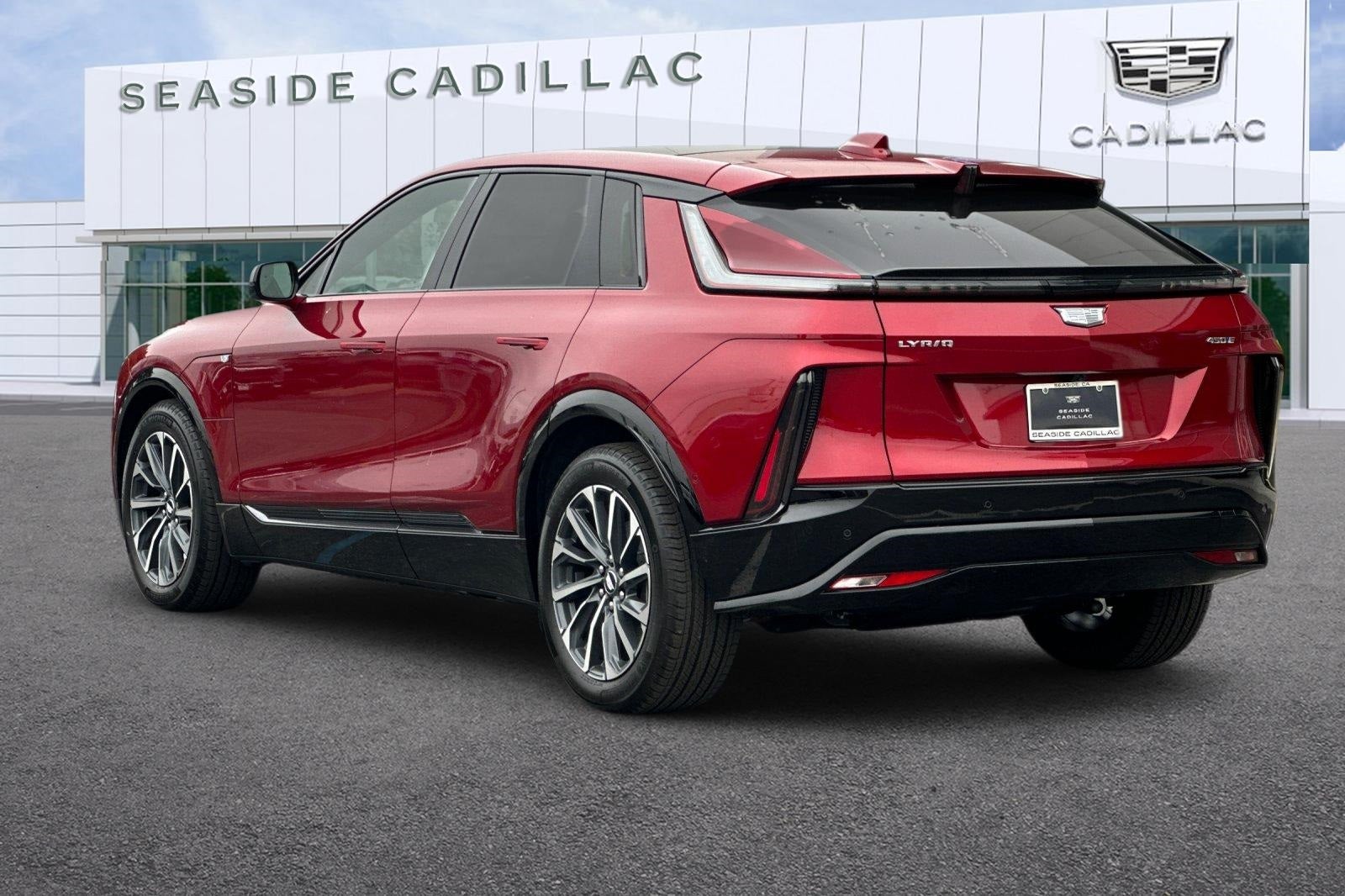 2025 Cadillac LYRIQ Sport