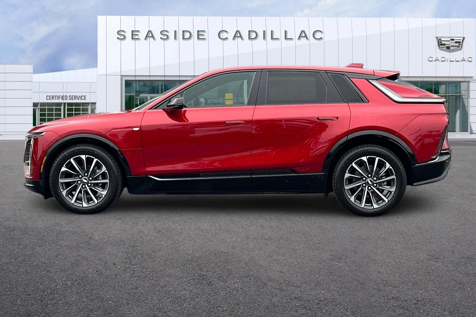 2025 Cadillac LYRIQ Sport