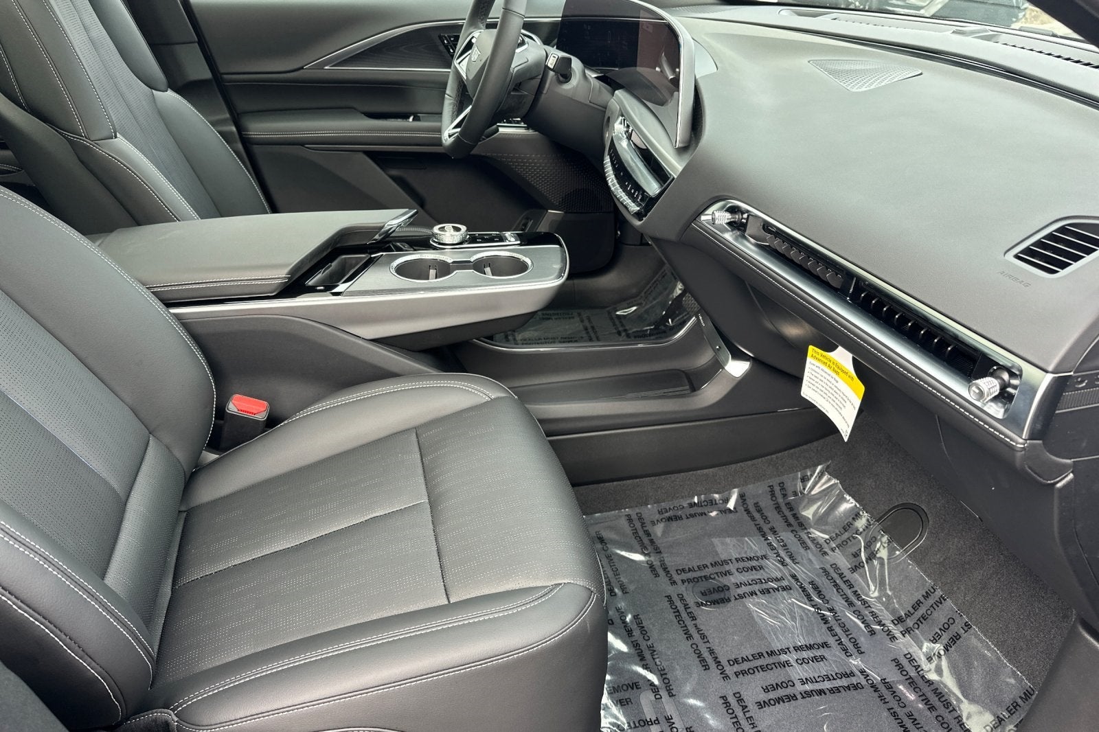 2025 Cadillac LYRIQ Sport