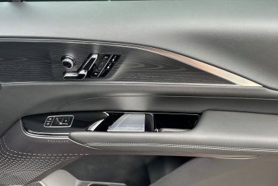 2025 Cadillac LYRIQ Sport