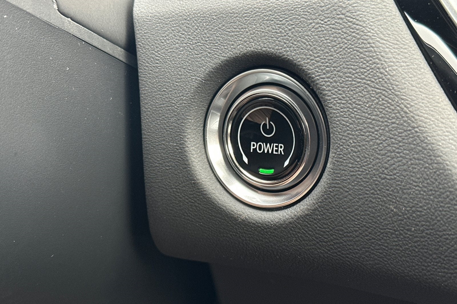 2025 Cadillac LYRIQ Sport