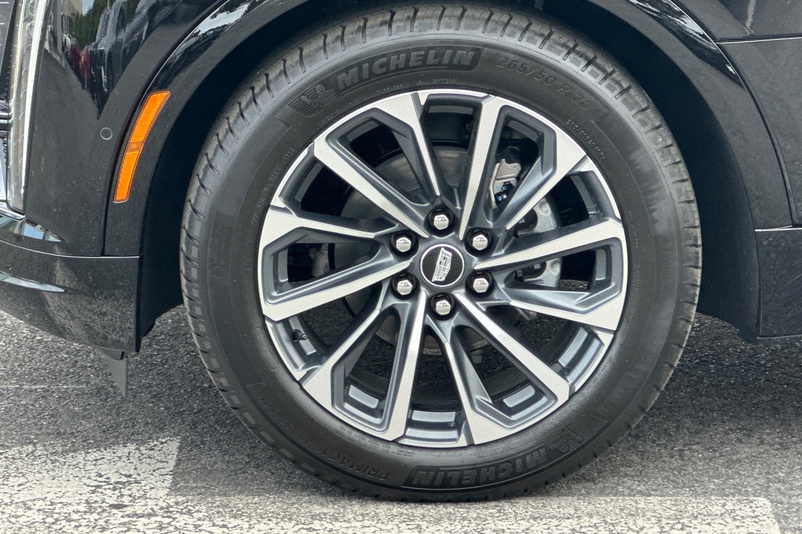 2025 Cadillac LYRIQ Sport