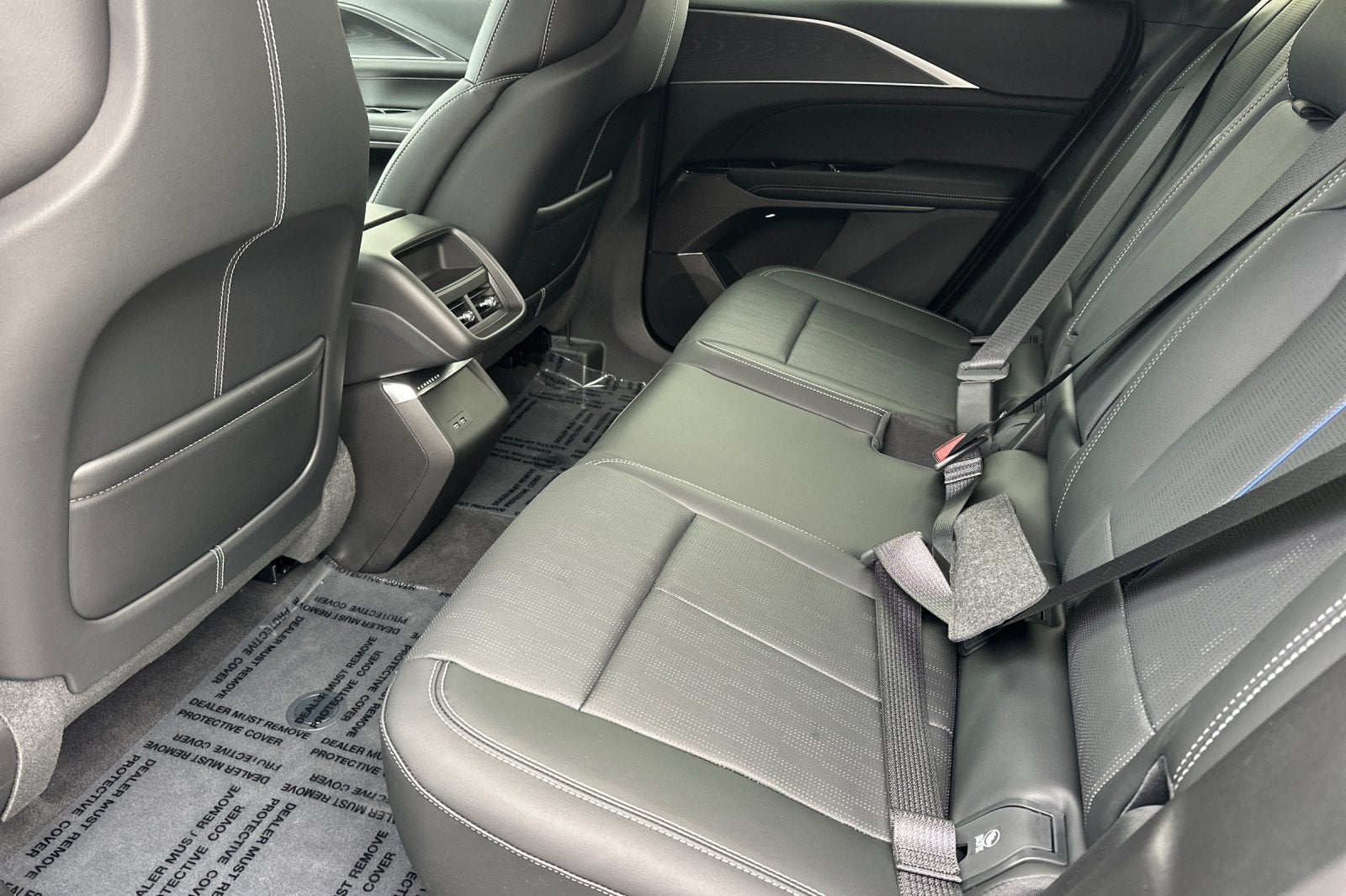 2025 Cadillac LYRIQ Sport