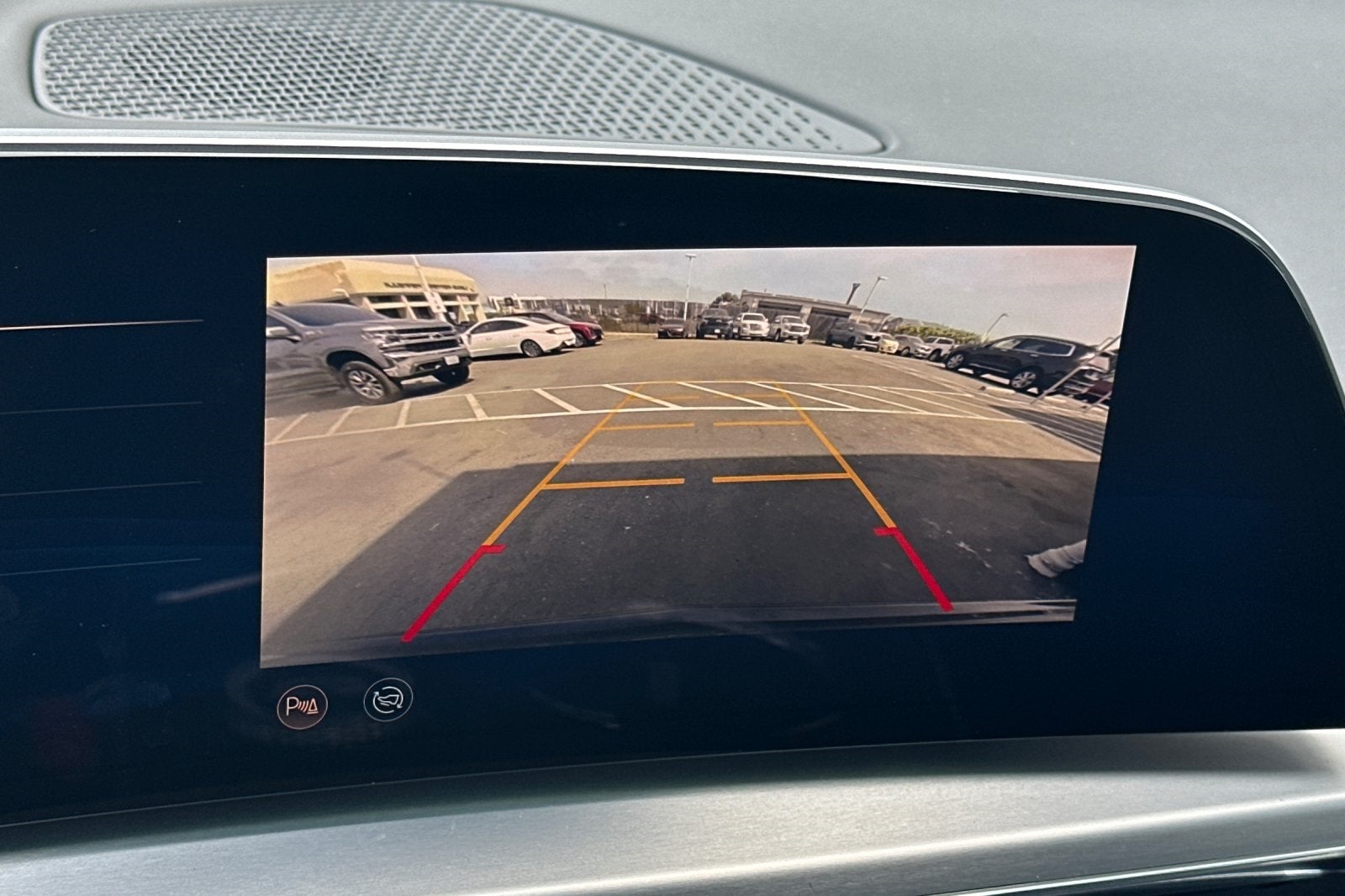 2025 Cadillac LYRIQ Sport