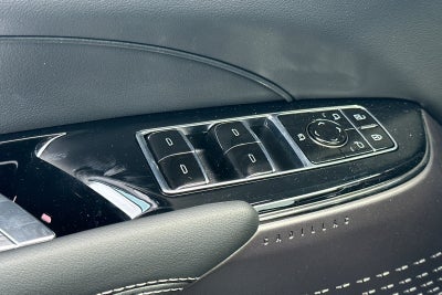 2025 Cadillac LYRIQ Sport