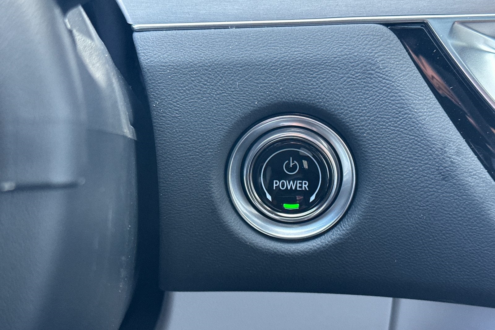 2025 Cadillac LYRIQ Sport