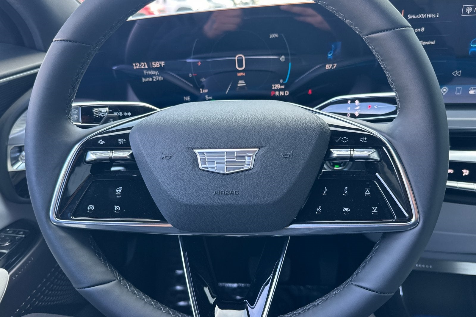 2025 Cadillac LYRIQ Sport