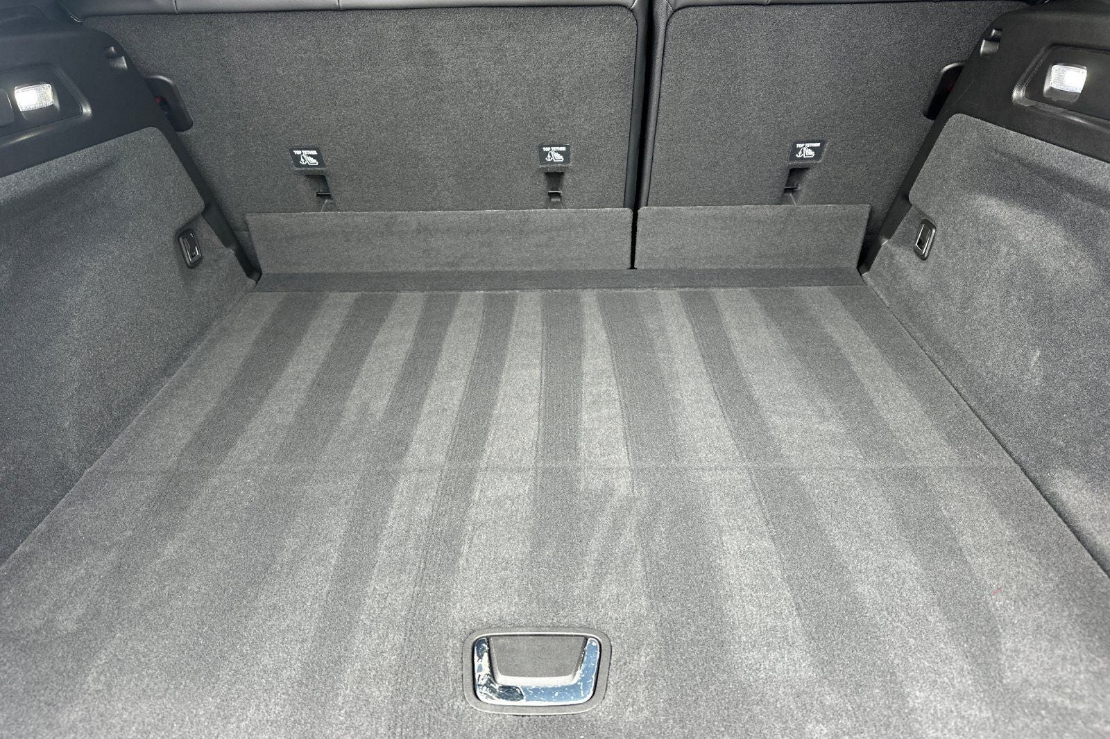 2025 Cadillac LYRIQ Sport