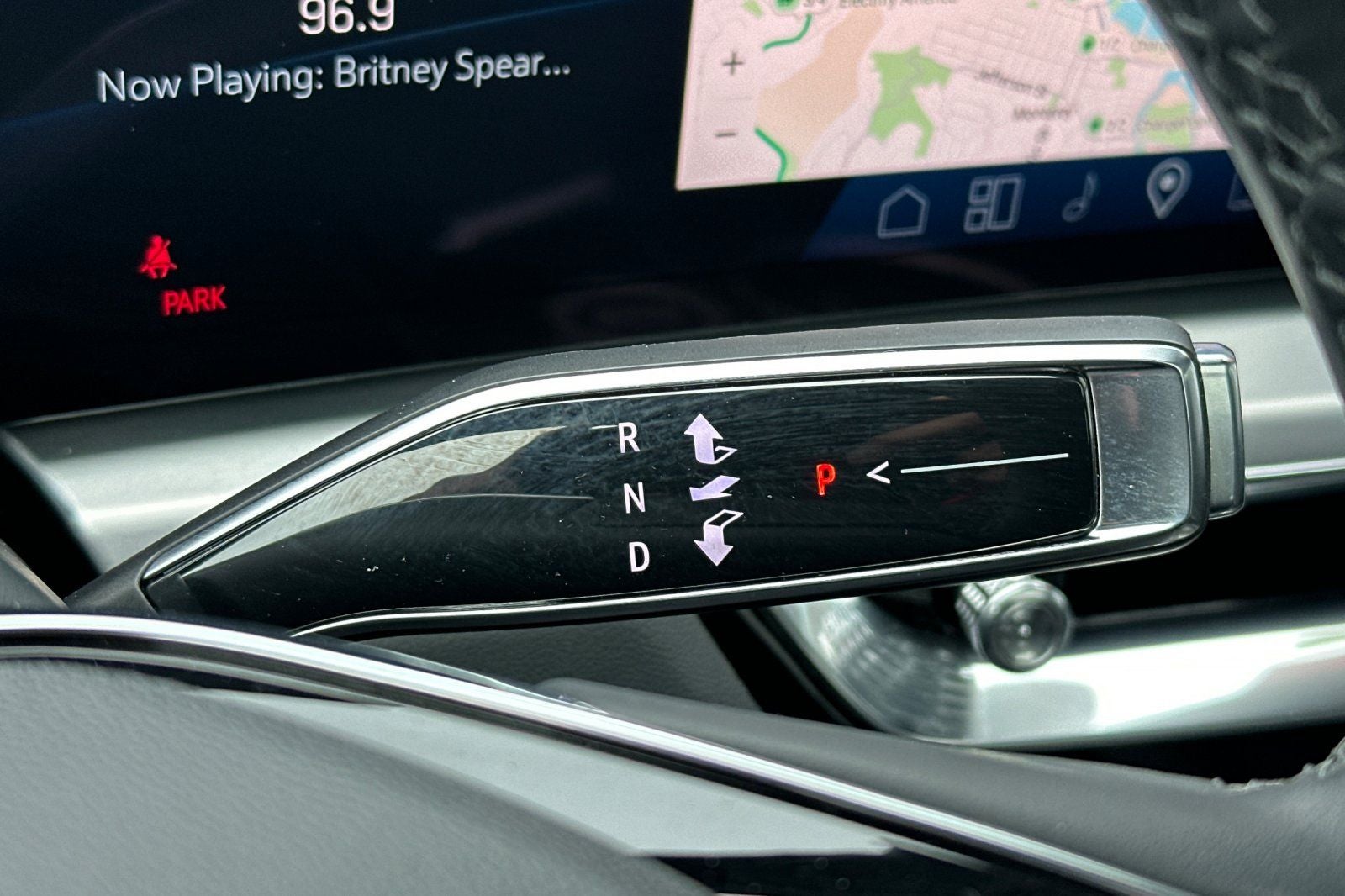 2025 Cadillac LYRIQ Sport