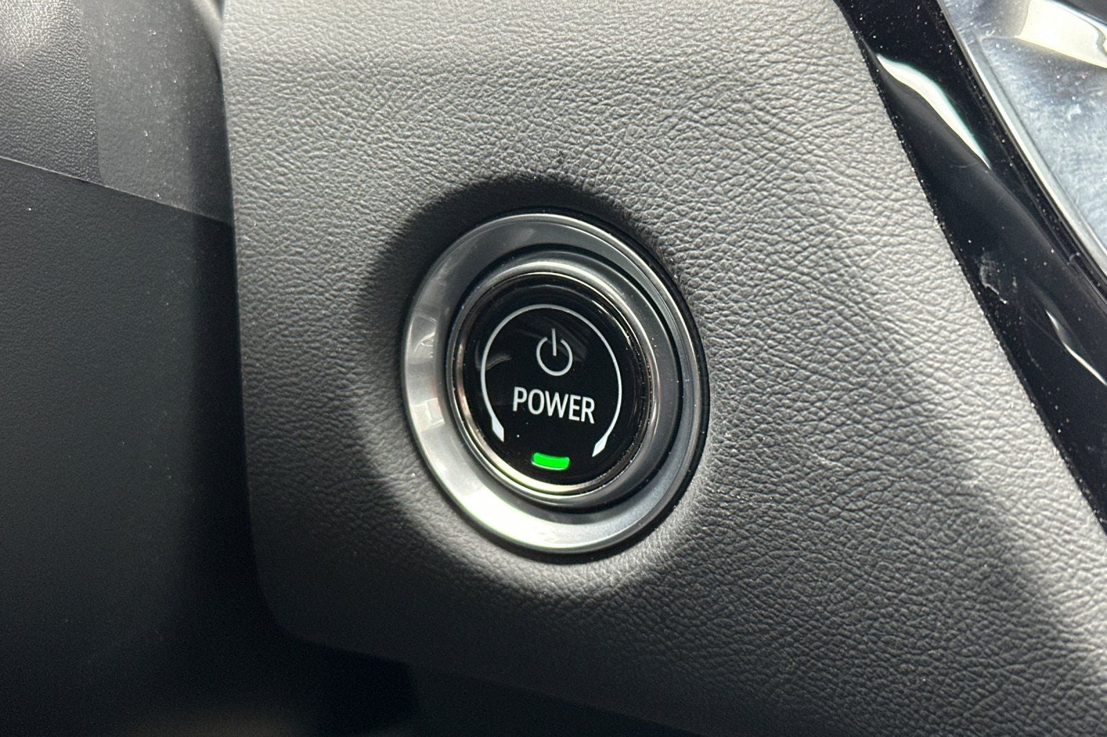 2025 Cadillac LYRIQ Sport