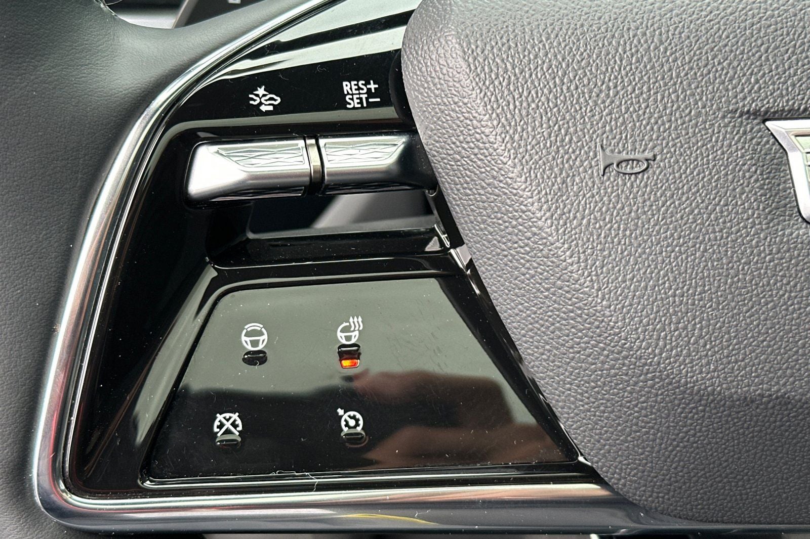 2025 Cadillac LYRIQ Sport