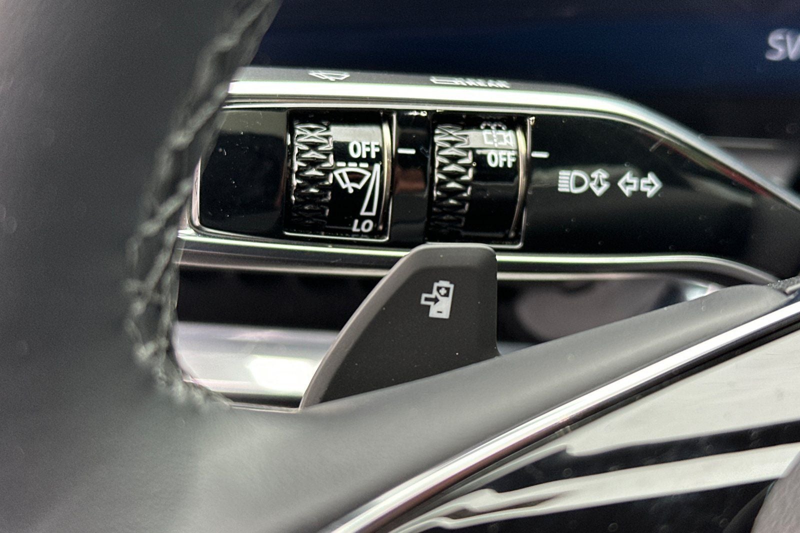 2025 Cadillac LYRIQ Sport