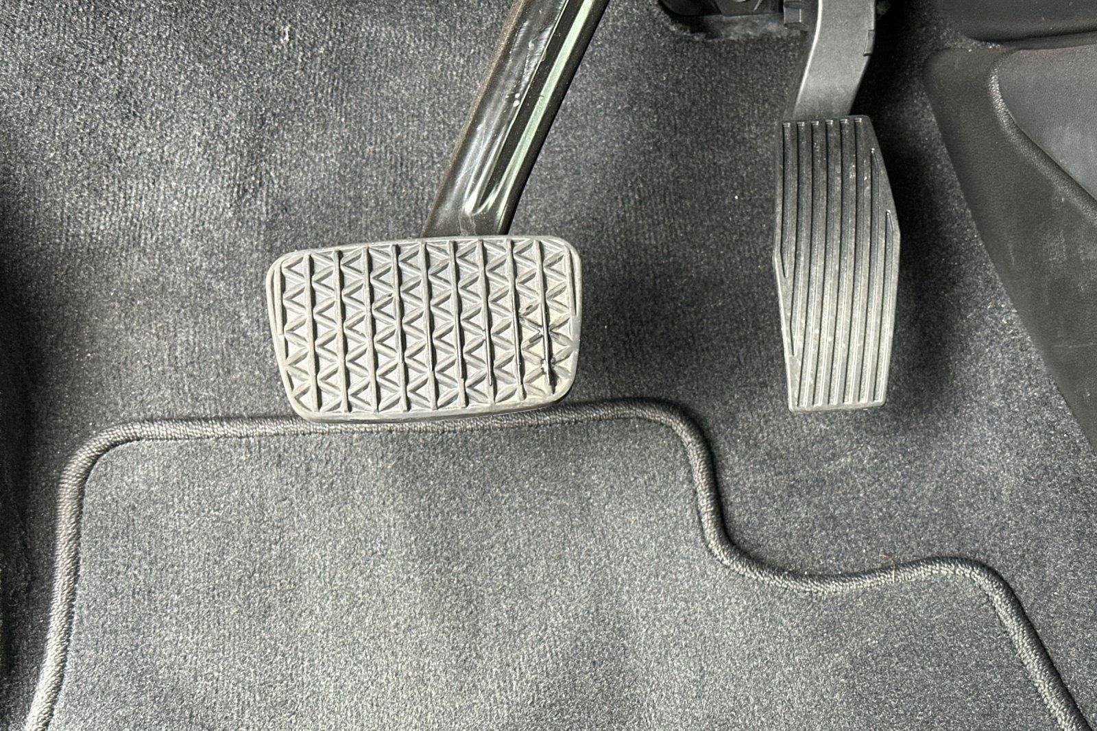 2025 Cadillac LYRIQ Sport