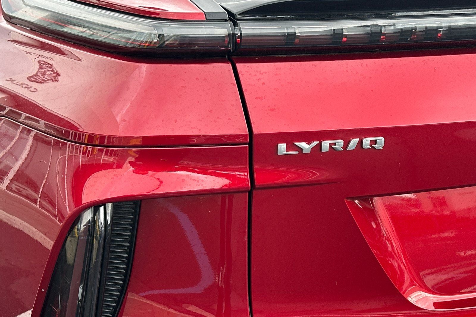 2025 Cadillac LYRIQ Sport