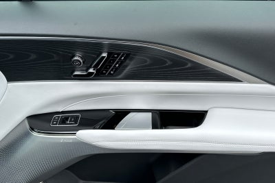 2025 Cadillac LYRIQ Sport