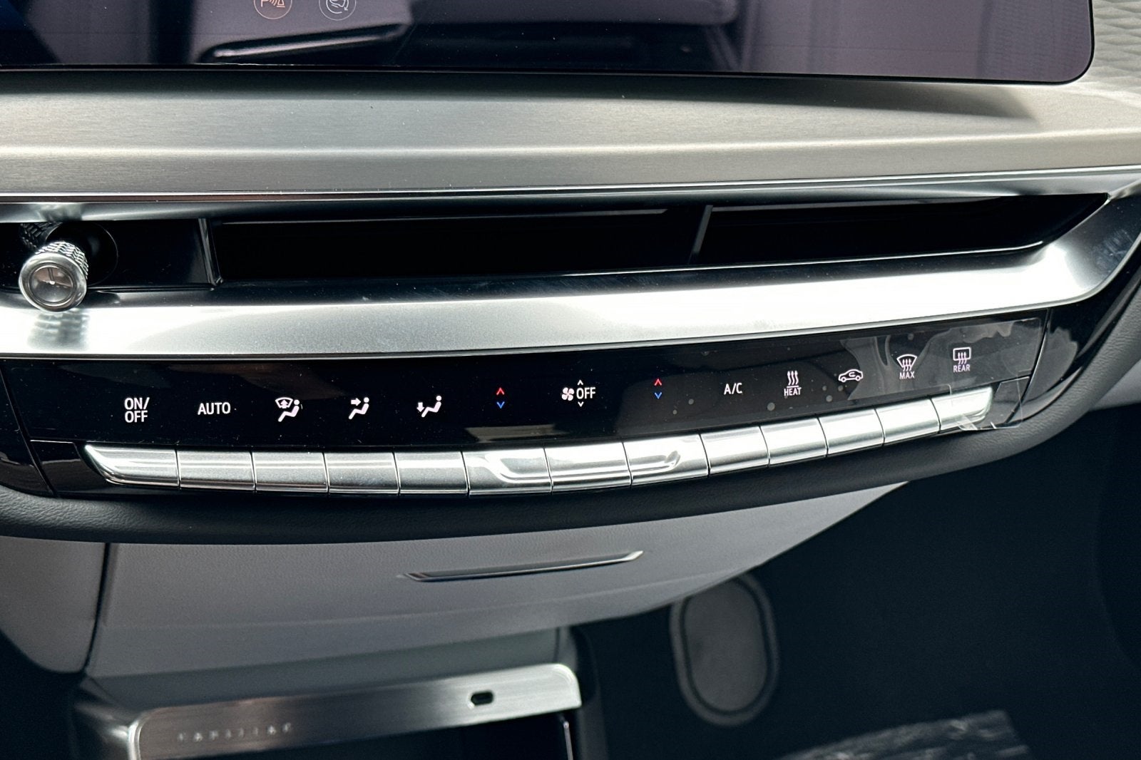 2025 Cadillac LYRIQ Sport