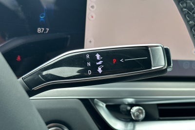 2025 Cadillac LYRIQ Sport