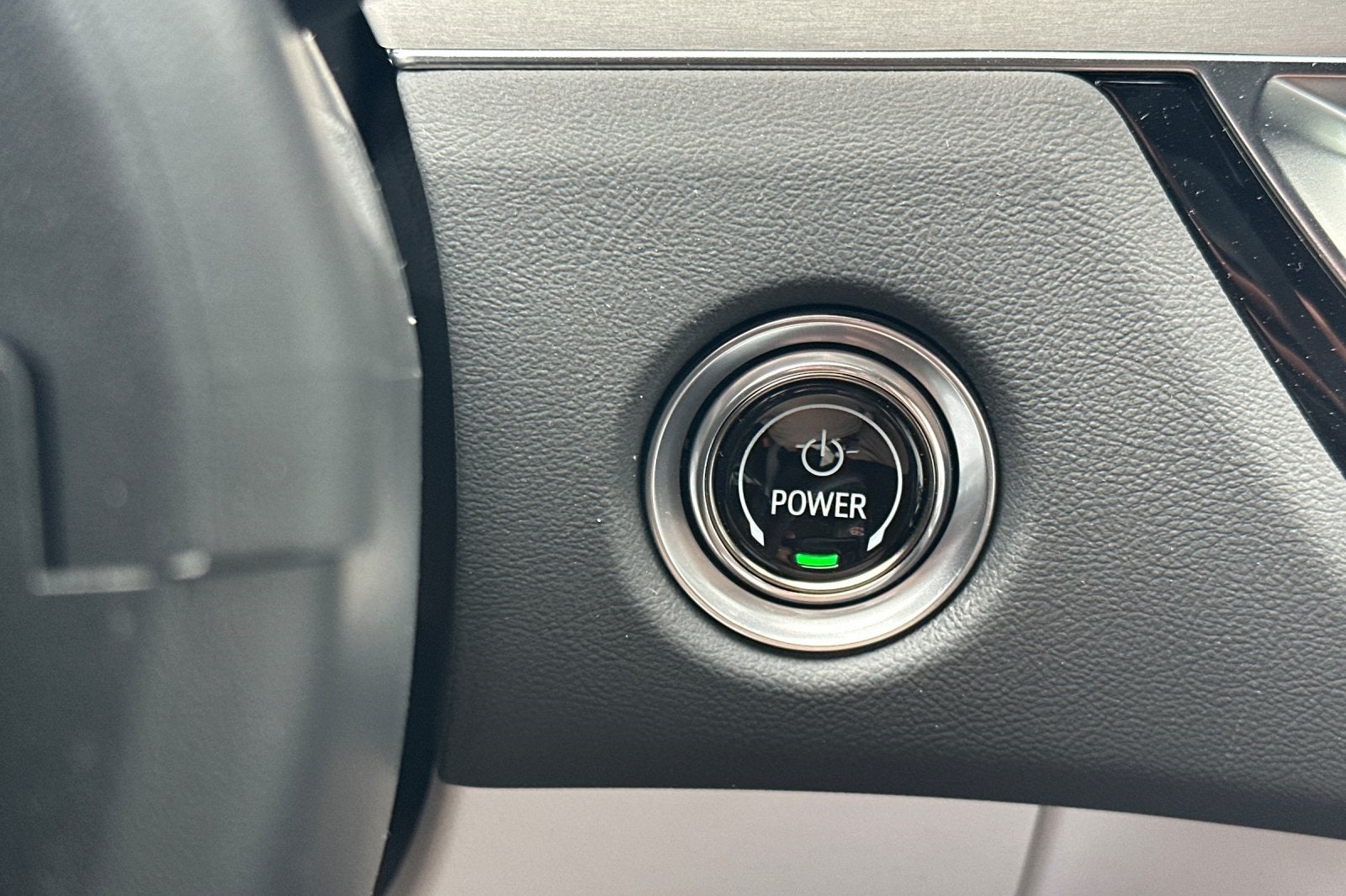 2025 Cadillac LYRIQ Sport