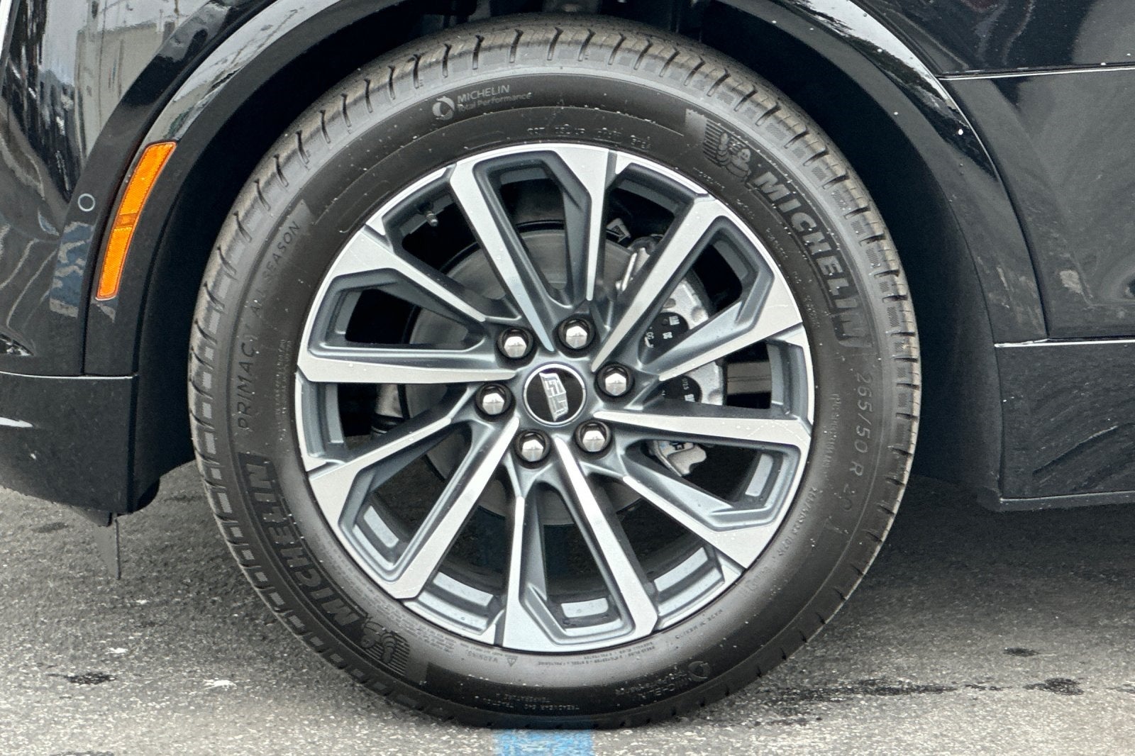 2025 Cadillac LYRIQ Sport