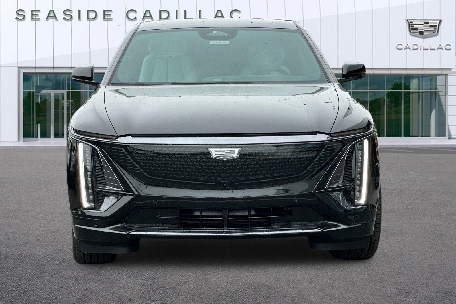 2025 Cadillac LYRIQ Sport