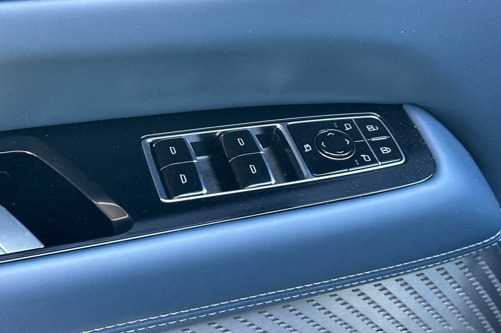 2026 Cadillac ESCALADE IQL Premium Sport