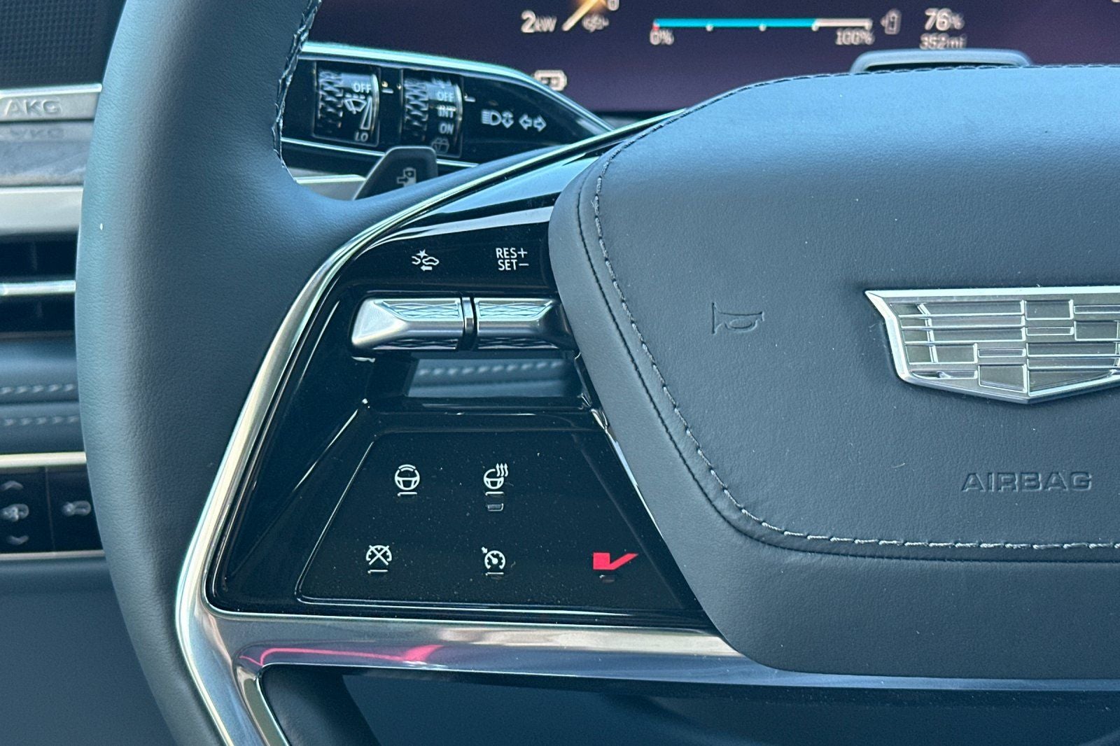 2026 Cadillac ESCALADE IQL Premium Sport