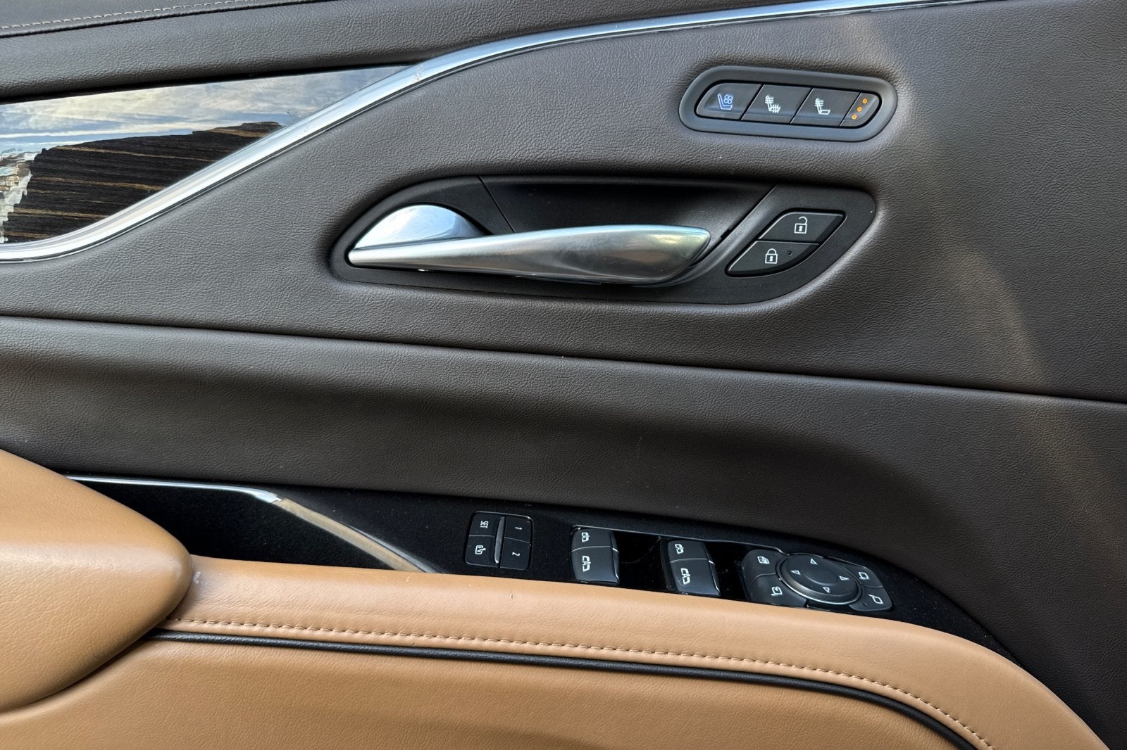 2021 Cadillac Escalade ESV Premium