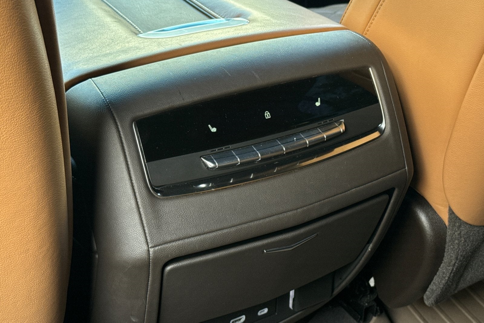 2021 Cadillac Escalade ESV Premium