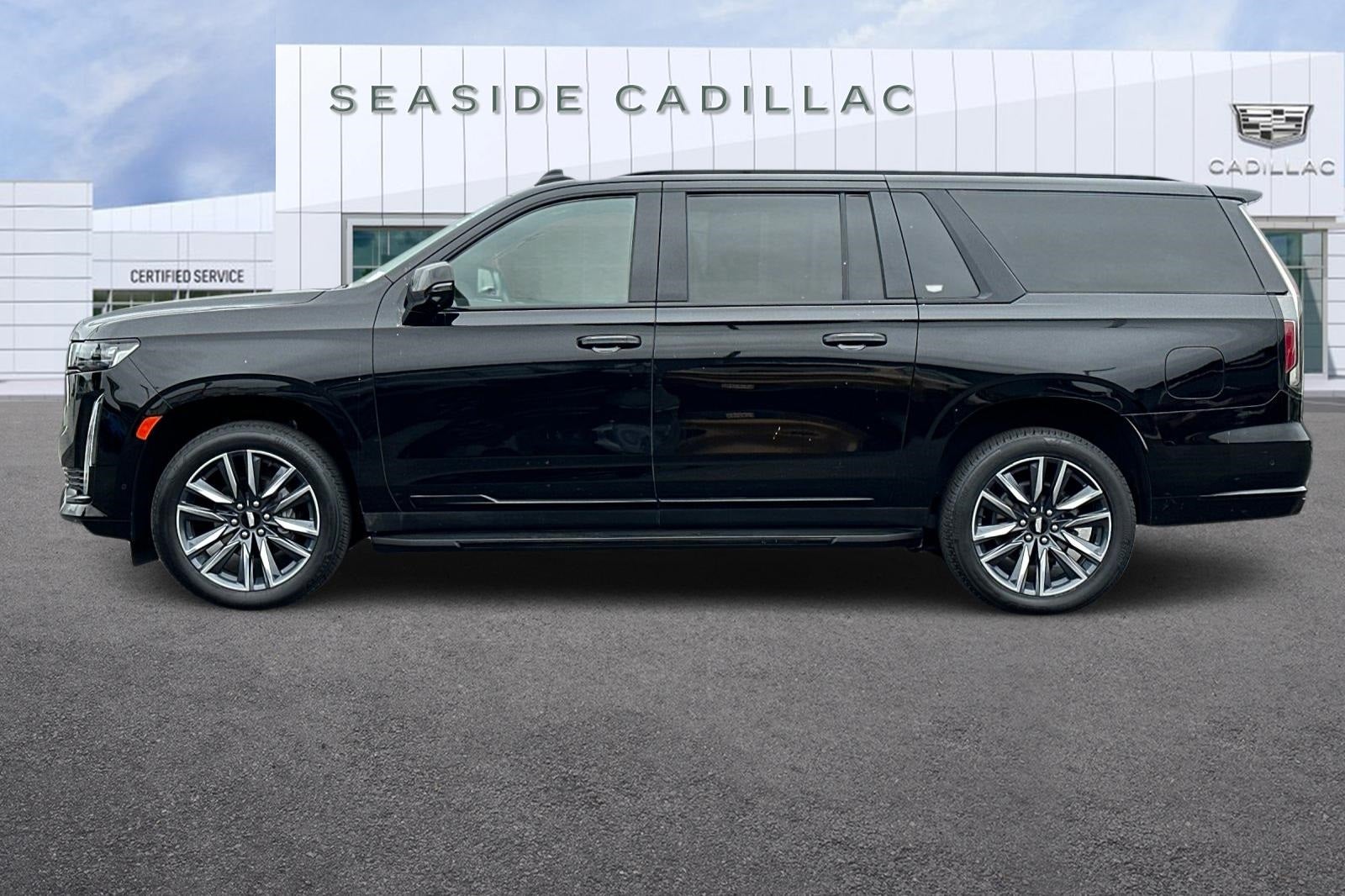 2023 Cadillac Escalade ESV Sport