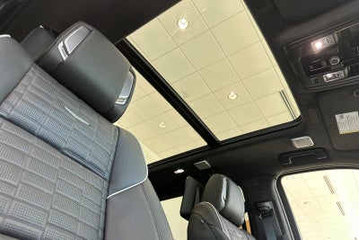 2026 Cadillac Escalade ESV Platinum Edition
