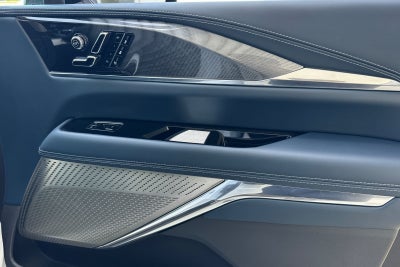 2025 Cadillac ESCALADE IQ Luxury 2