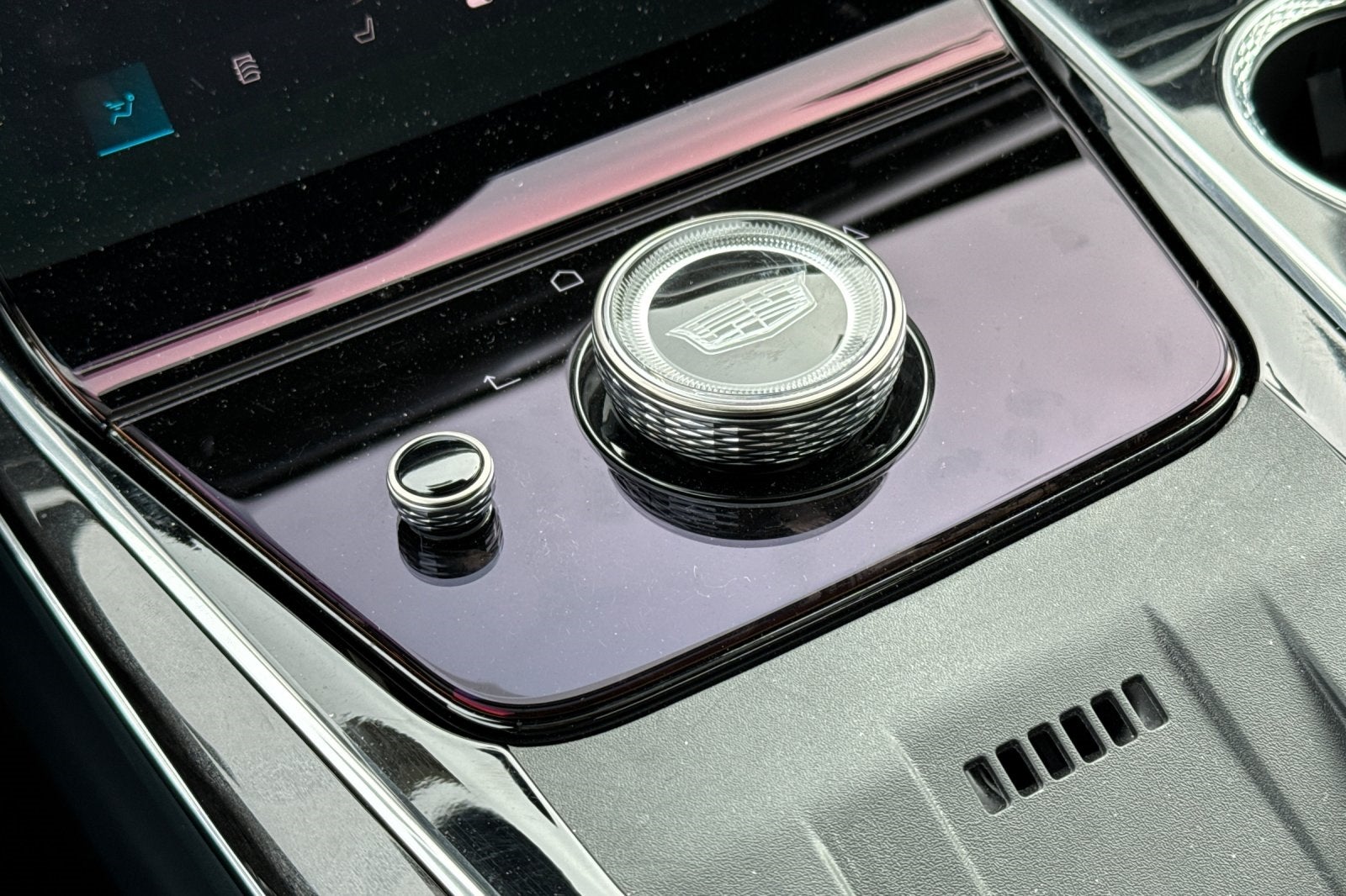 2025 Cadillac ESCALADE IQ Sport 2