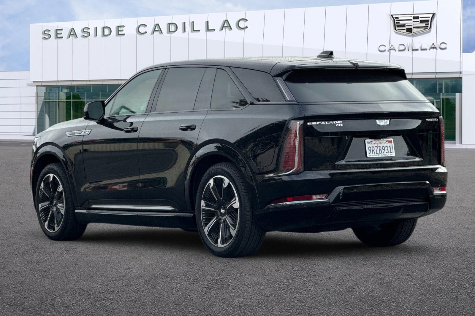 2025 Cadillac ESCALADE IQ Sport 2