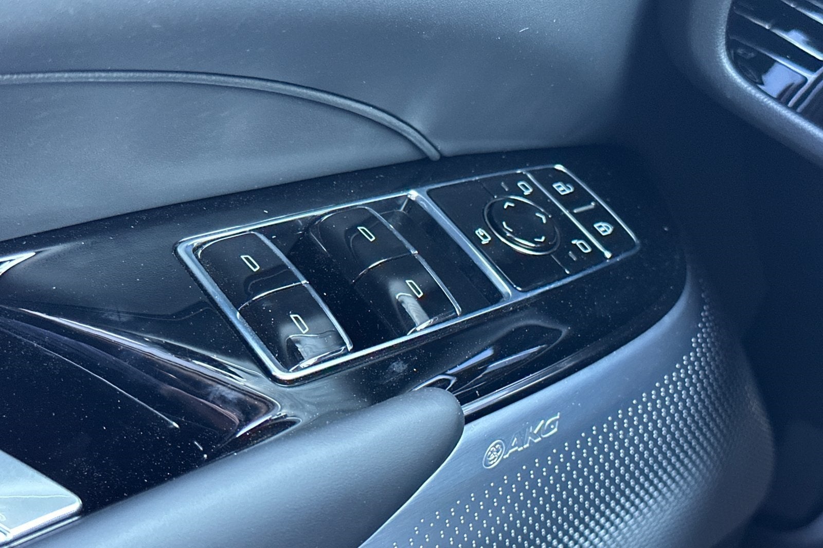 2026 Cadillac LYRIQ V-Series Premium