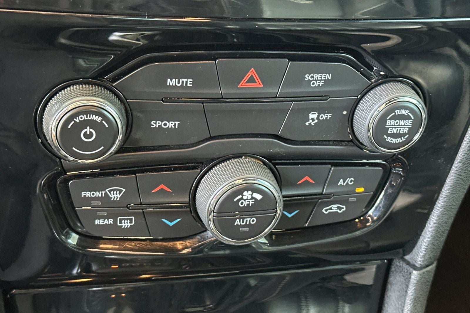 2019 Chrysler 300 S