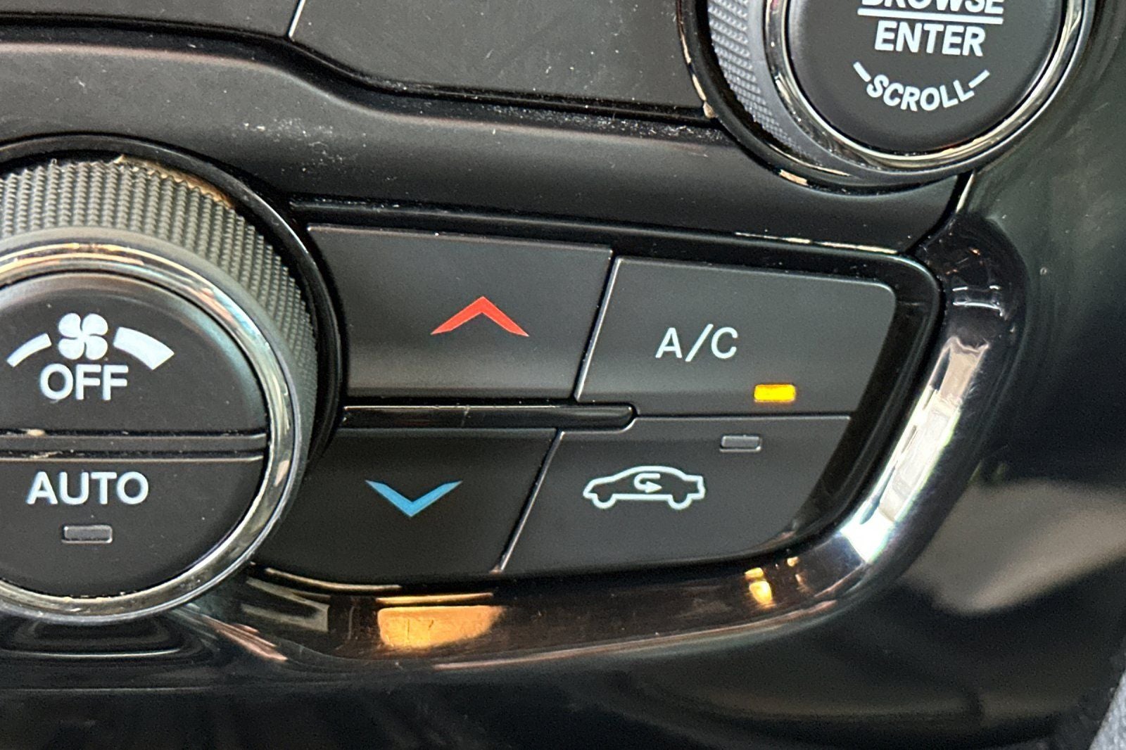 2019 Chrysler 300 S
