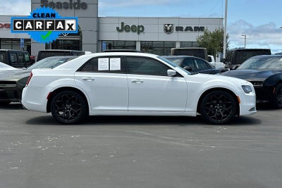 2019 Chrysler 300 S