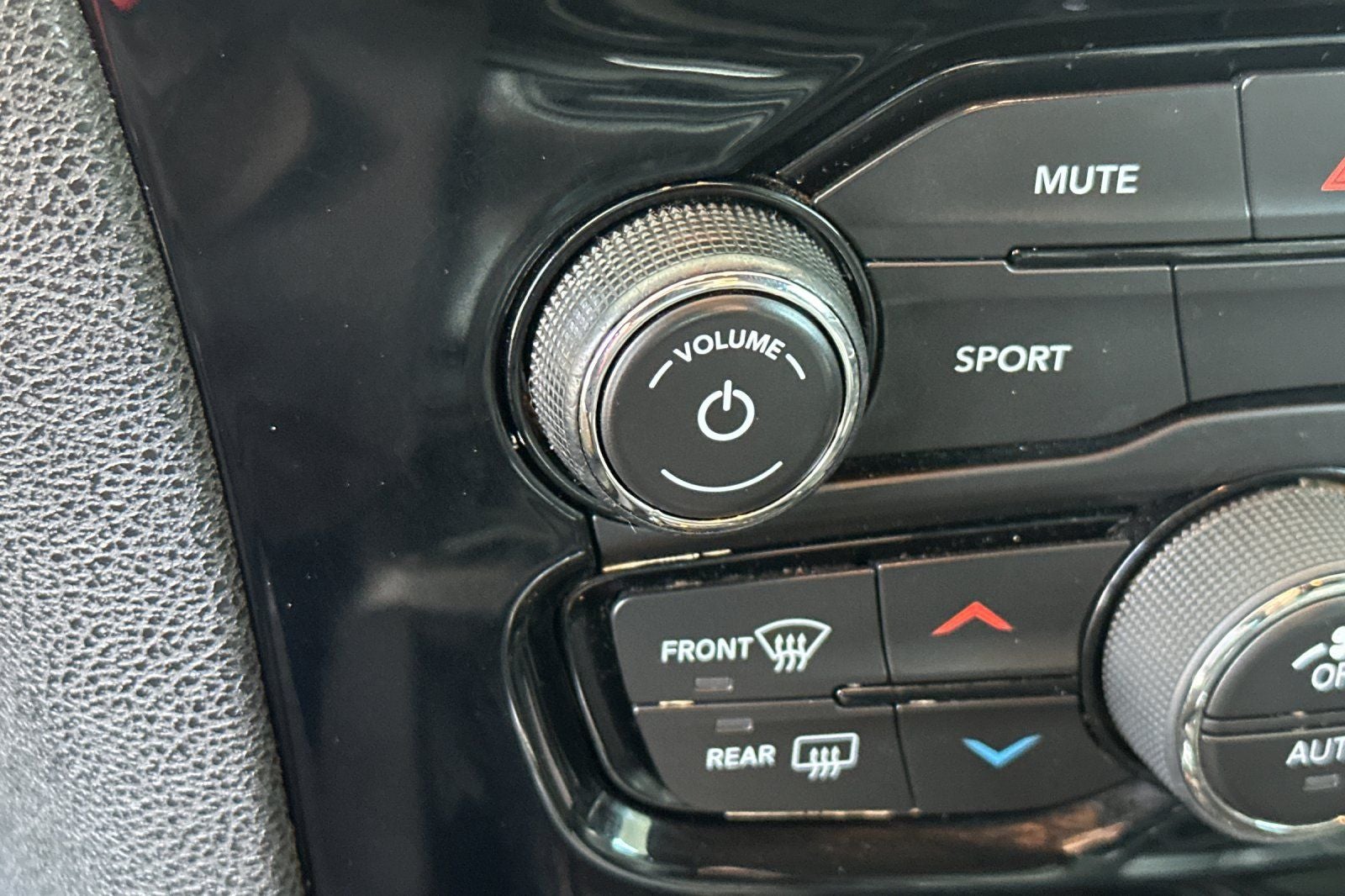 2019 Chrysler 300 S