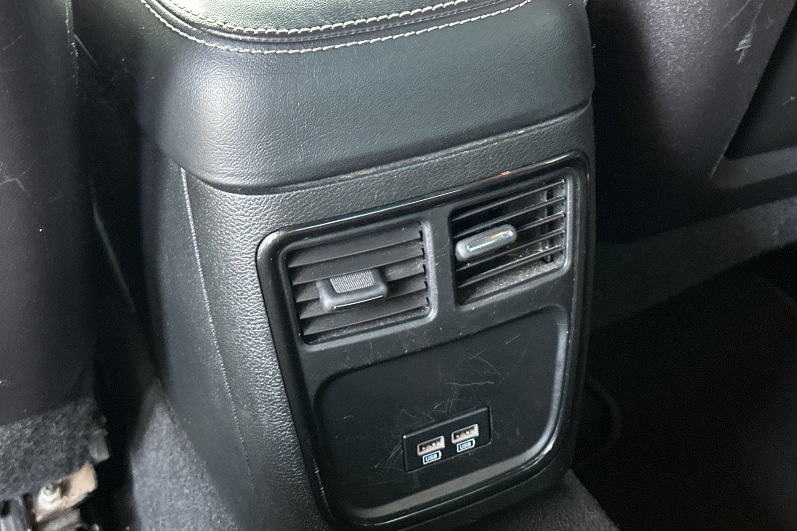 2019 Chrysler 300 S
