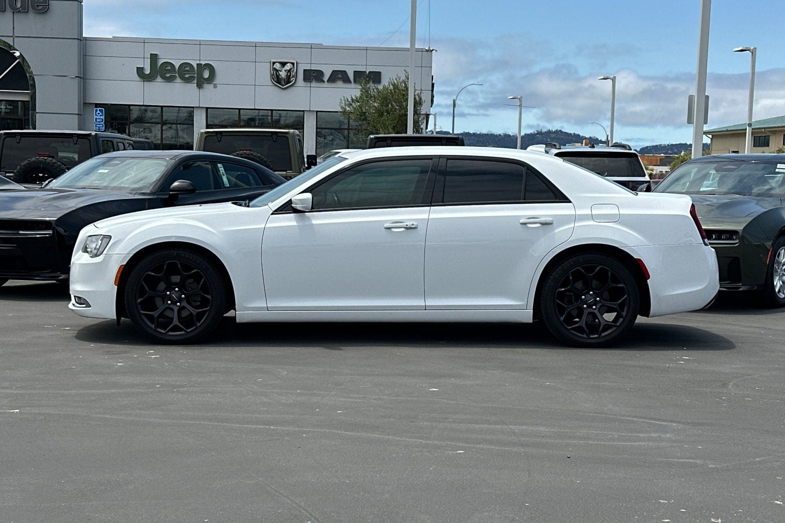 2019 Chrysler 300 S