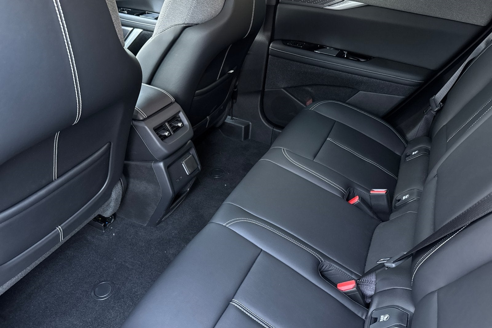 2025 Cadillac OPTIQ Luxury