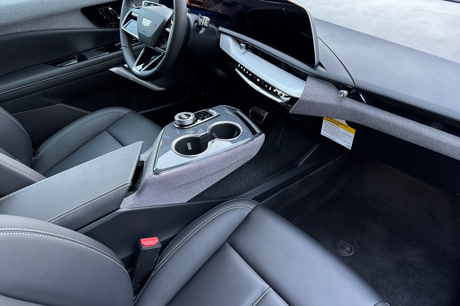 2025 Cadillac OPTIQ Luxury