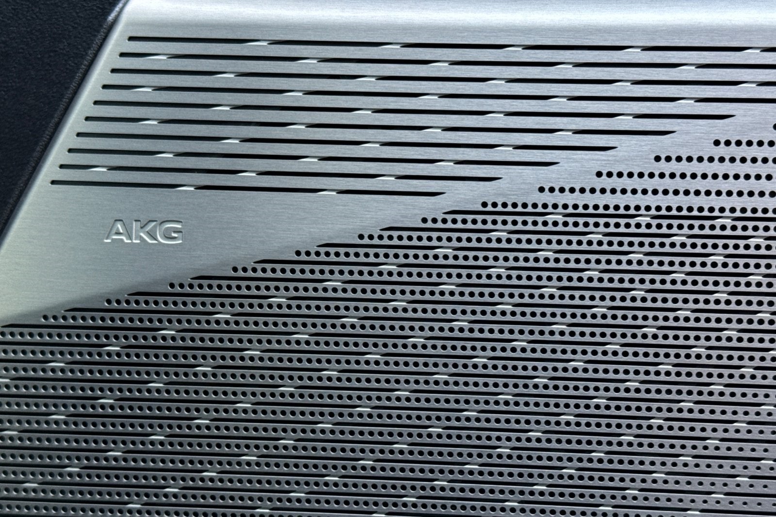 2025 Cadillac OPTIQ Luxury