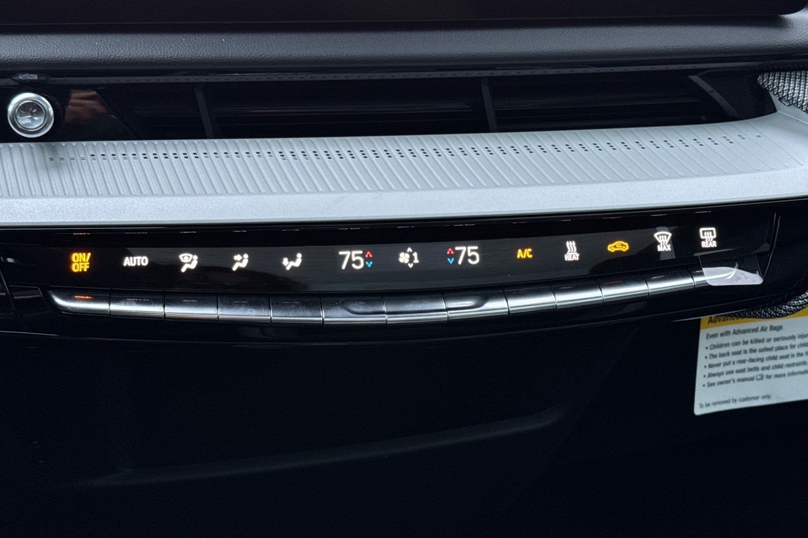 2025 Cadillac OPTIQ Luxury