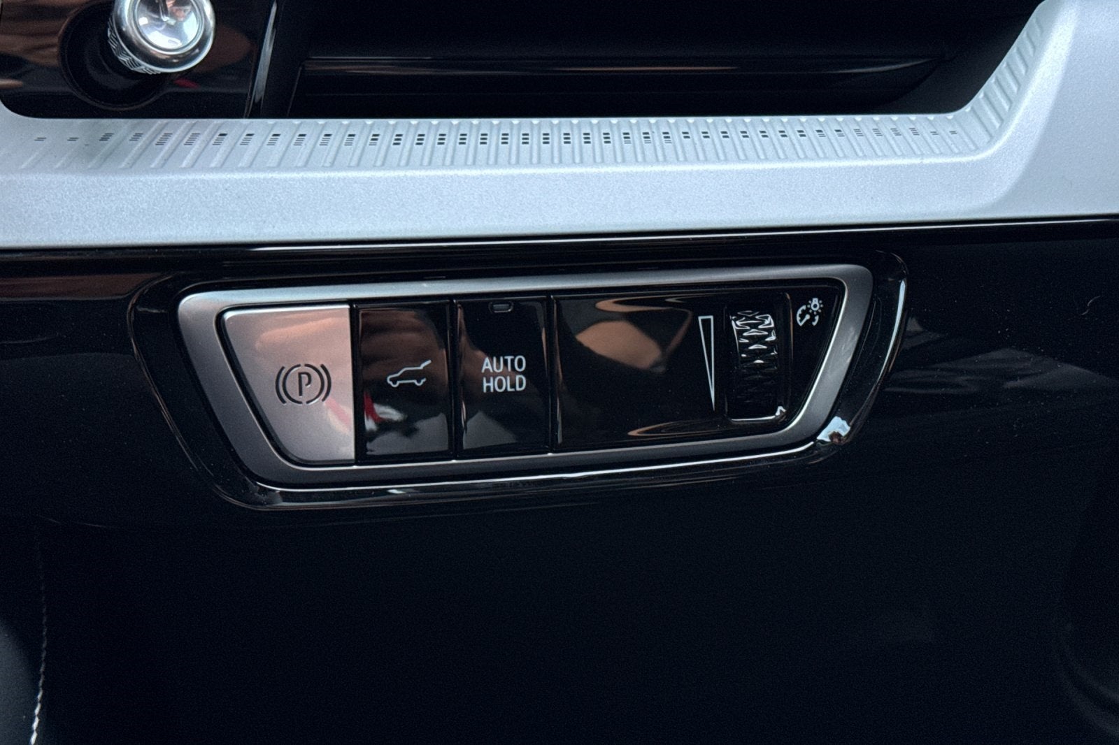 2025 Cadillac OPTIQ Luxury