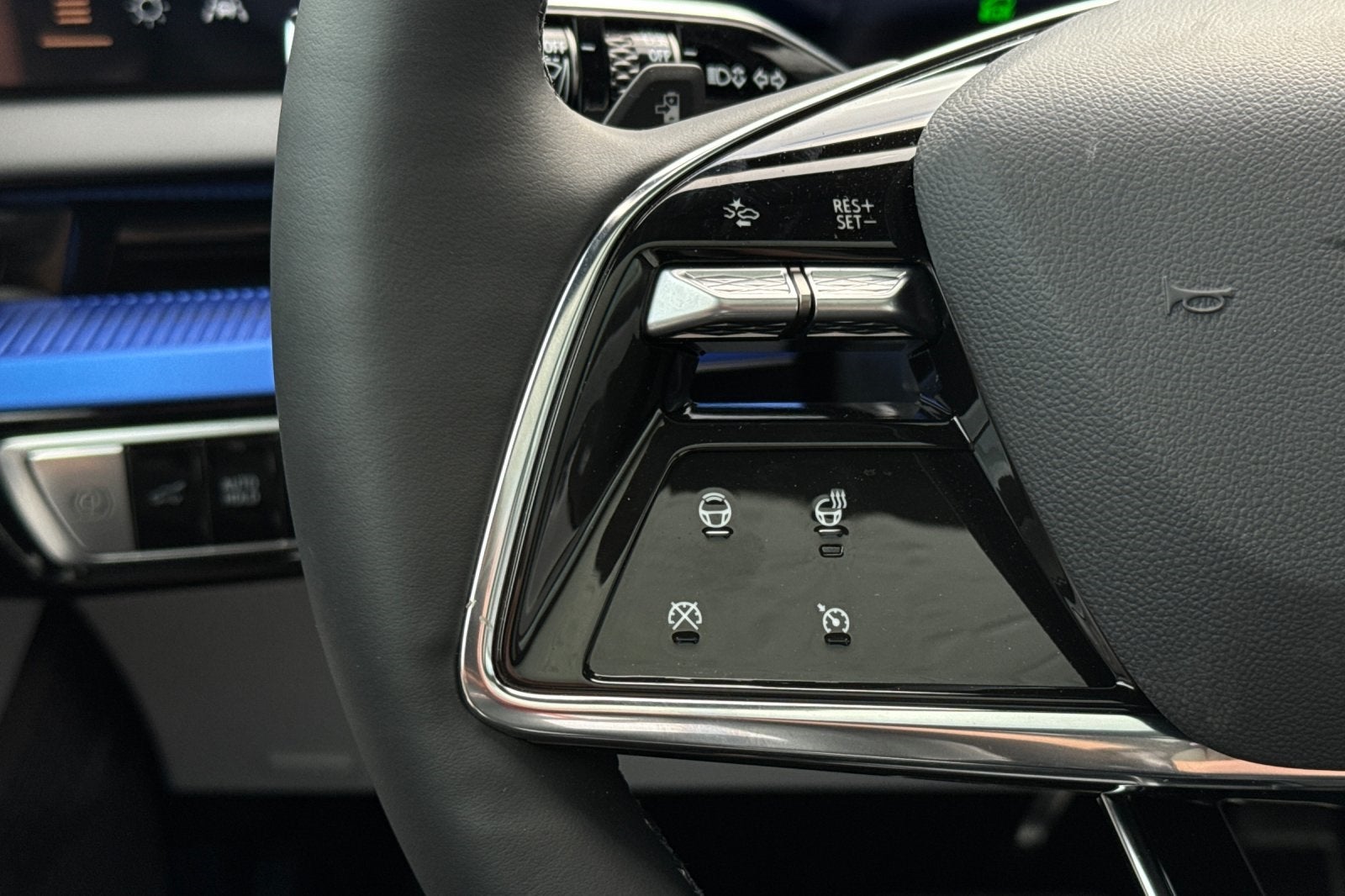 2025 Cadillac OPTIQ Luxury